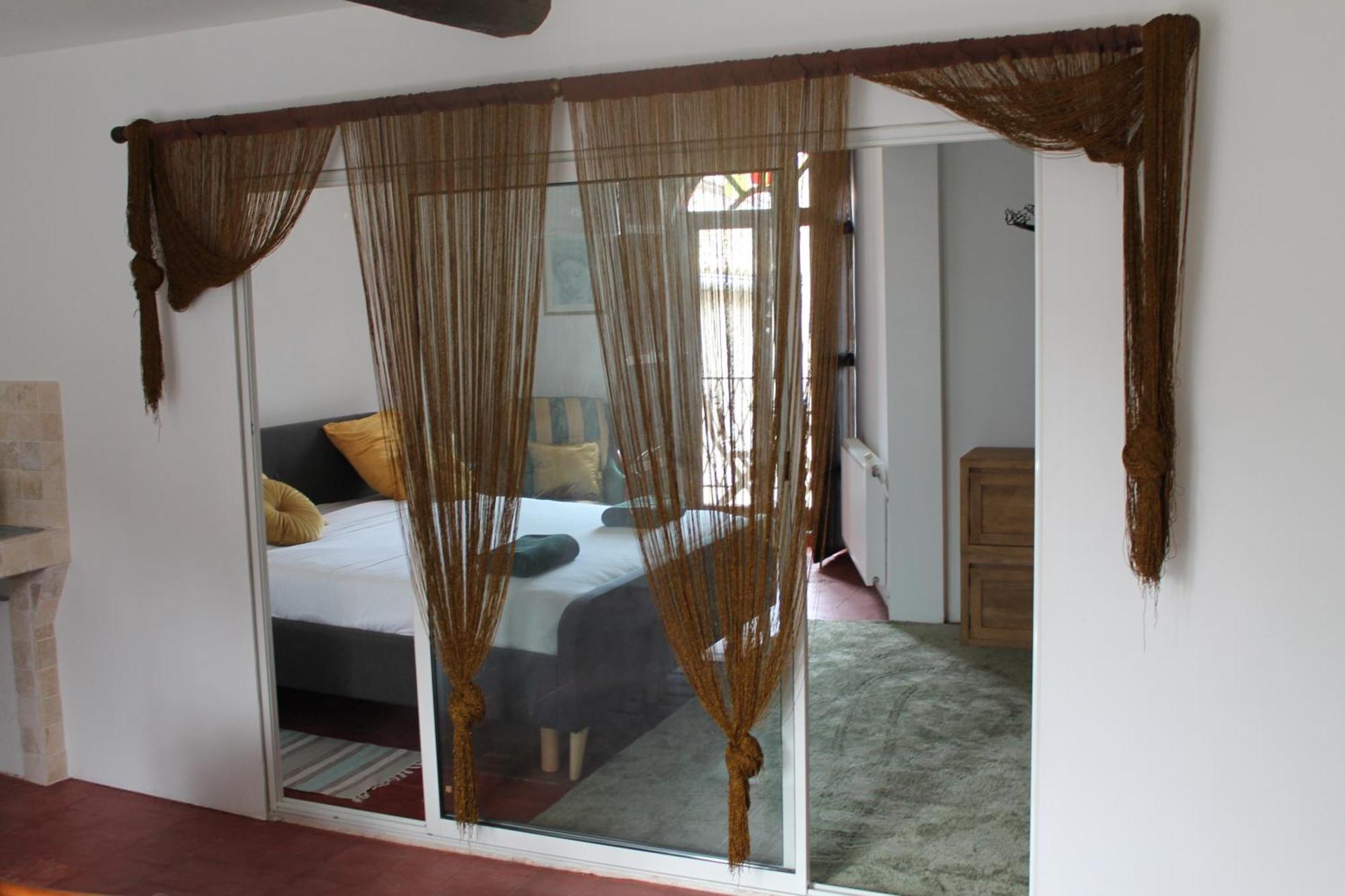 Bed and Breakfast Les 2 Droles D'Oiseaux Luc-sur-Orbieu Esterno foto
