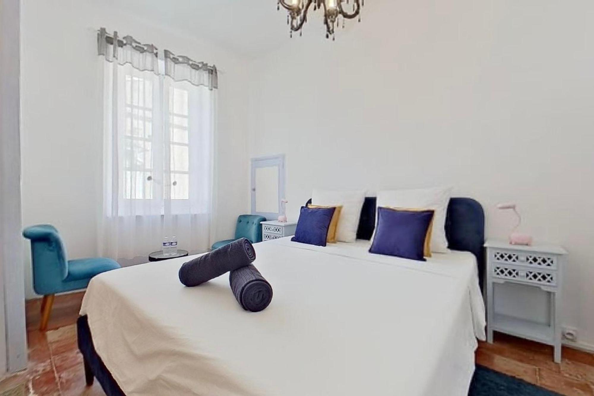 Bed and Breakfast Les 2 Droles D'Oiseaux Luc-sur-Orbieu Esterno foto