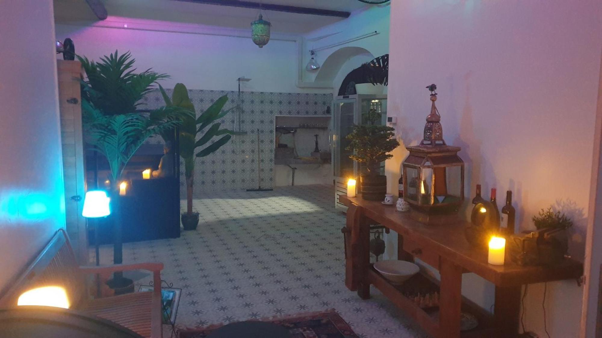 Bed and Breakfast Les 2 Droles D'Oiseaux Luc-sur-Orbieu Esterno foto